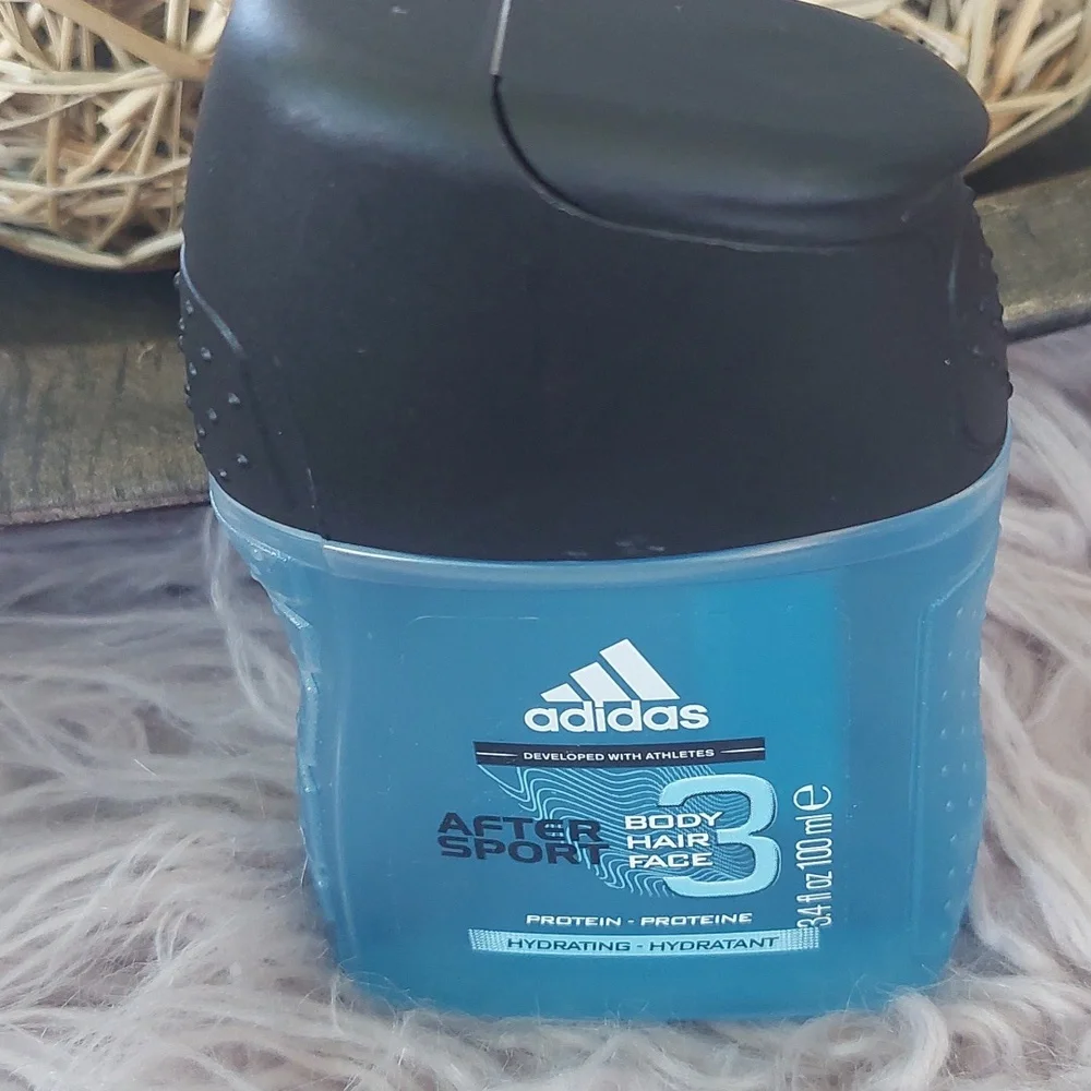 ADIDAS - Picture 3 of 3